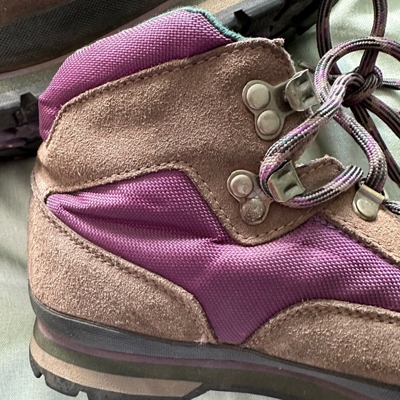 Timberland Hiking Boots - Picture 4 of 6